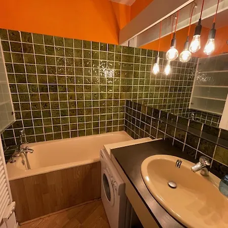 Accueillant Au Pied Des Pistes Avec Balcon Et Cuisine Equipee - Fr-1-516-21 Lejlighed *