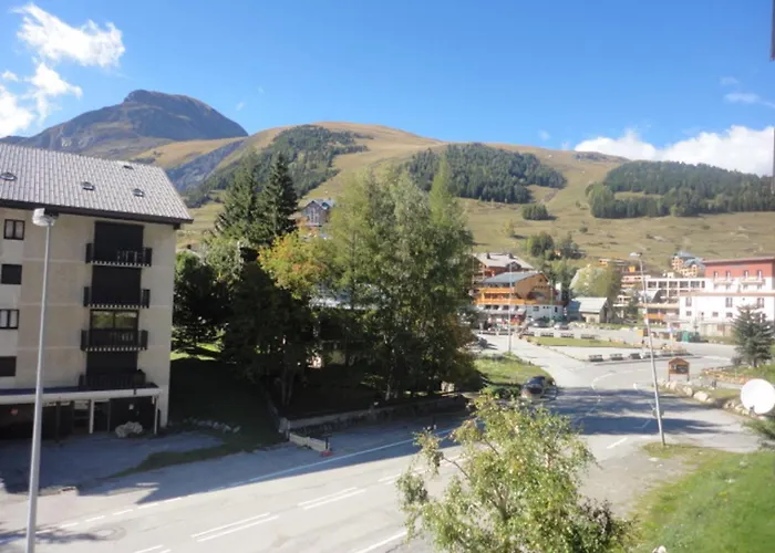 Apartment Chaleureux 6 Pers. Au Pied Des Pistes Avec Balcon - Fr-1-516-21